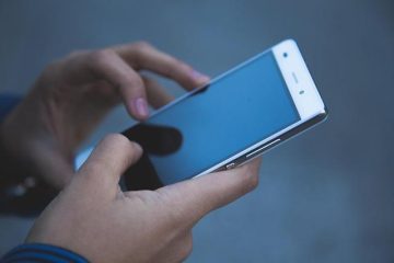 phone game to play with partner